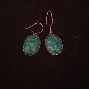 3/$15 Vintage hanging earrings